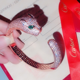 2020 Cartier Bracelet 18k Gold Rose Gold Platinum Diamond Emerald