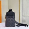 Louis Vuitton M30741 Taigarama chest pack (21mmx13mmx5cm)